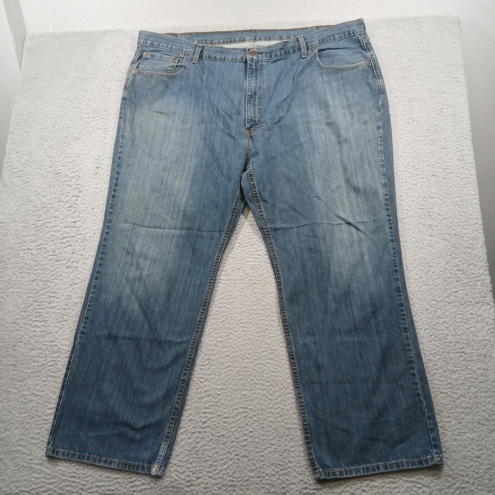 Levi's 559 Relaxed‎ Straight Jeans Mens 50x32 Medium Wash Blue Denim EUC